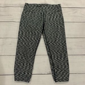 EUC - Calvin Klein Performance Leggings